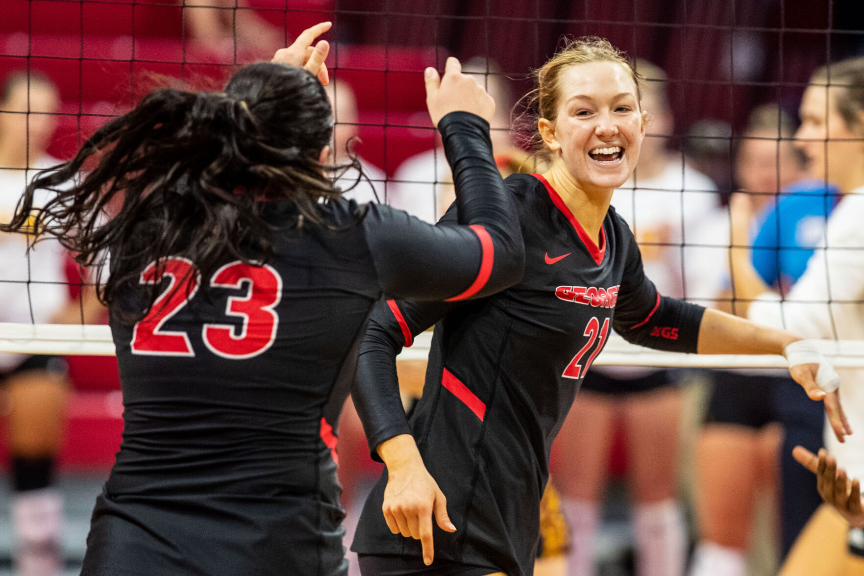 090421-owh-spo-nuvolley-pic-cm003.jpg